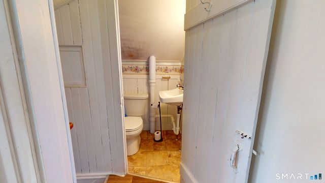 10-12 South A Street, Norwich, CT 06380