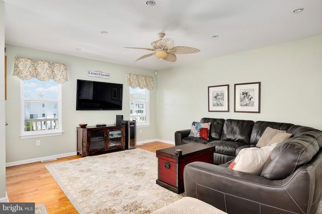 188 MORRIS BLVD, Manahawkin, NJ 08050