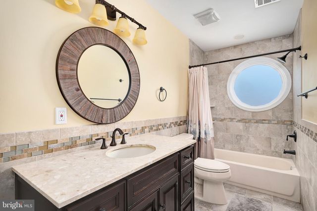 188 MORRIS BLVD, Manahawkin, NJ 08050