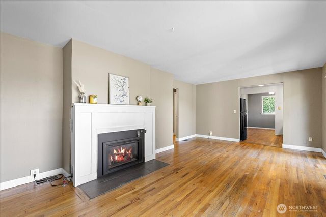 3817 Shelby, Lynnwood, WA 98087
