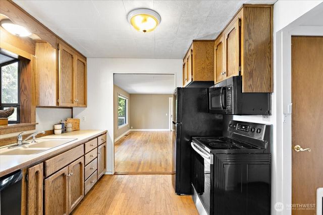 3817 Shelby, Lynnwood, WA 98087