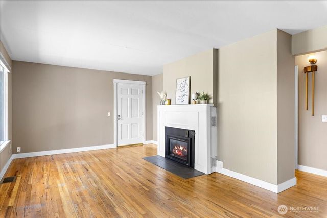 3817 Shelby, Lynnwood, WA 98087