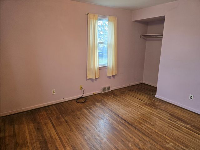 206 Haddon Road, Greece, NY 14626