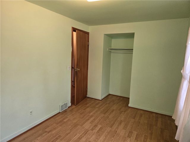 206 Haddon Road, Greece, NY 14626