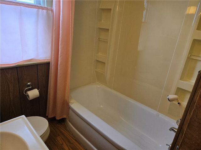 206 Haddon Road, Greece, NY 14626