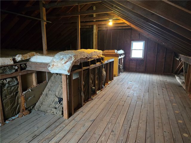 206 Haddon Road, Greece, NY 14626