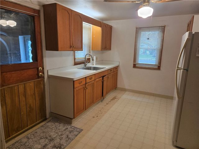 206 Haddon Road, Greece, NY 14626