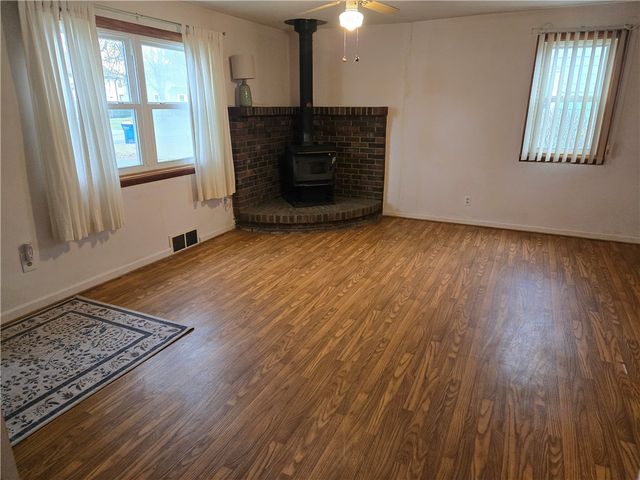 206 Haddon Road, Greece, NY 14626