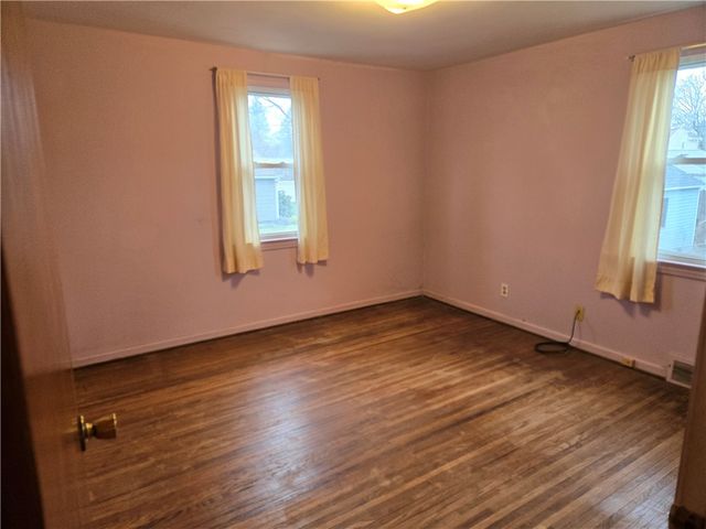 206 Haddon Road, Greece, NY 14626