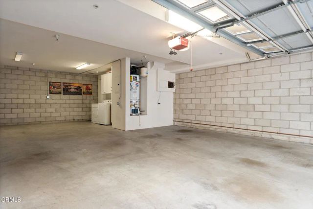 705 S Azusa Avenue G, Azusa, CA 91702