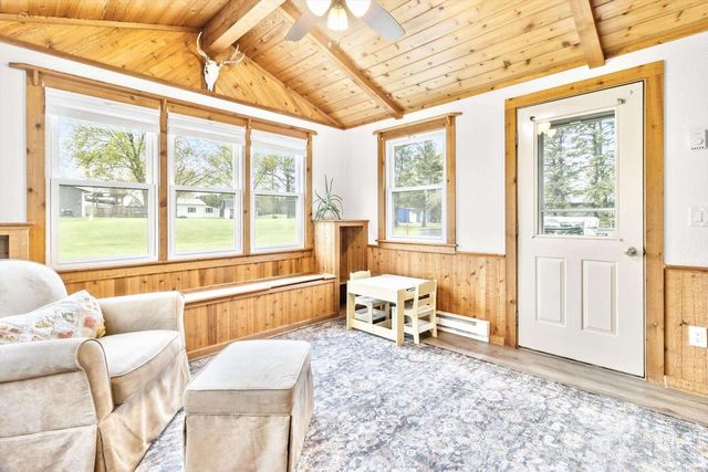 W1179 Stein Way, Ashippun, WI 53066
