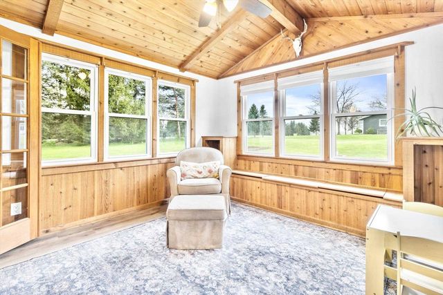 W1179 Stein Way, Ashippun, WI 53066