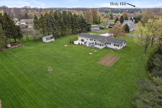 W1179 Stein Way, Ashippun, WI 53066