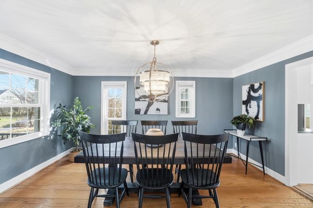 1 Hilltop Lane, Cincinnati, OH 45208