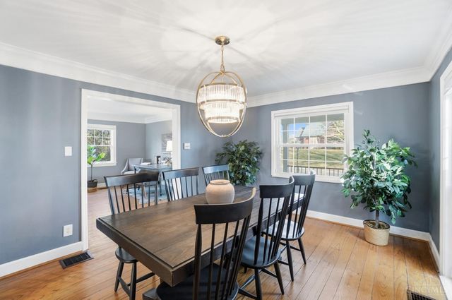 1 Hilltop Lane, Cincinnati, OH 45208