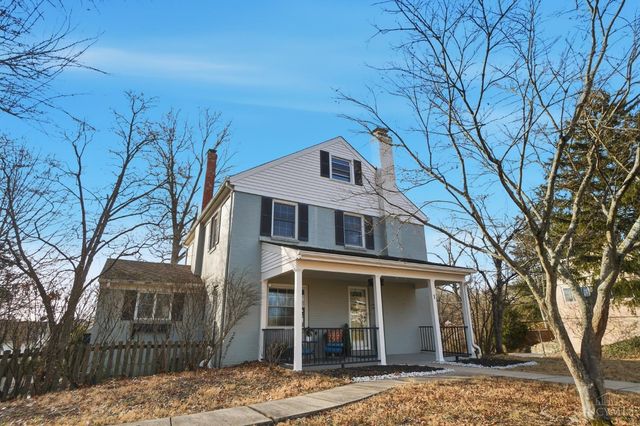 1 Hilltop Lane, Cincinnati, OH 45208