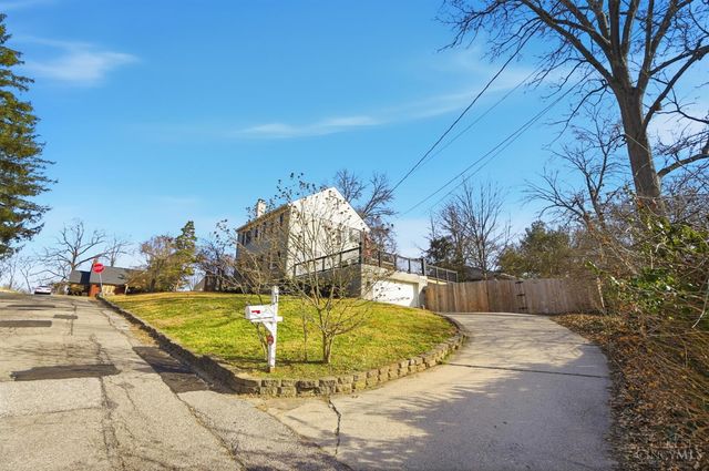 1 Hilltop Lane, Cincinnati, OH 45208