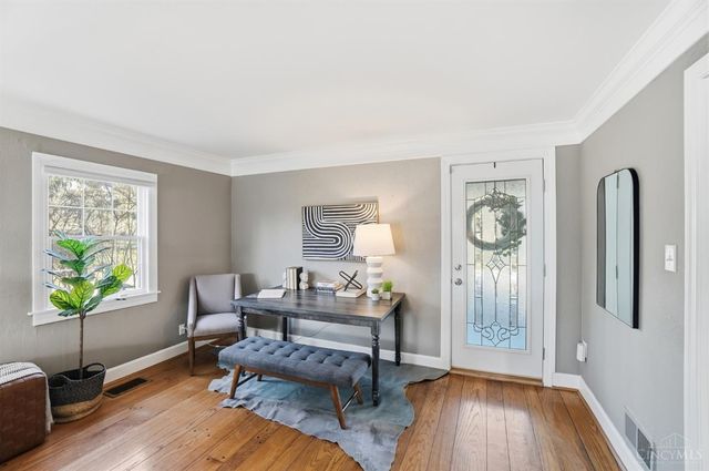 1 Hilltop Lane, Cincinnati, OH 45208