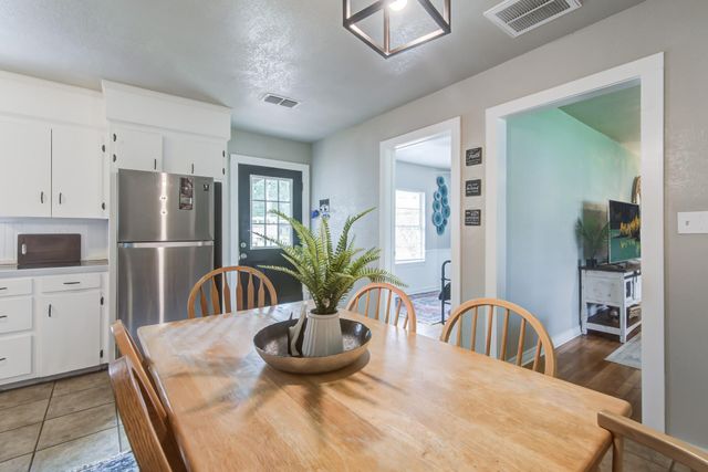2508 W Elvinta Street, Baytown, TX 77520