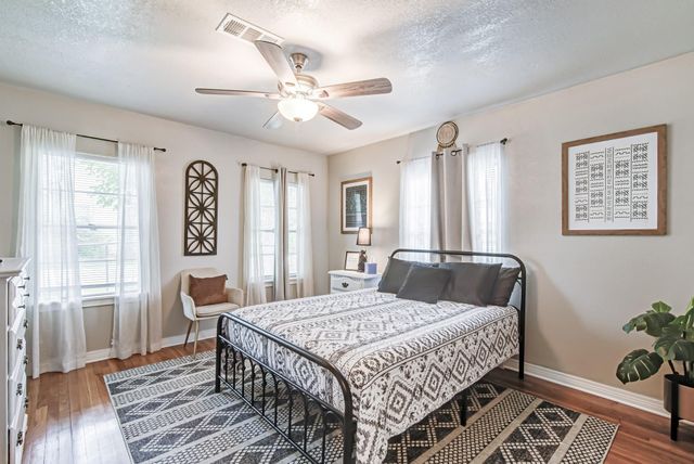 2508 W Elvinta Street, Baytown, TX 77520