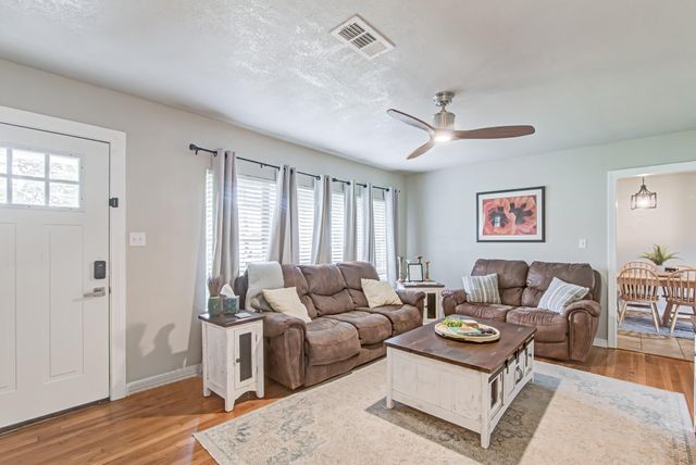 2508 W Elvinta Street, Baytown, TX 77520