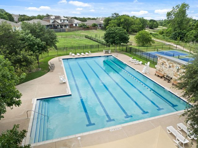 1717 Roseburg DR, Austin, TX 78754