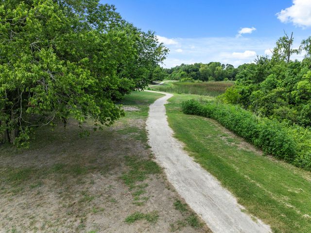1717 Roseburg DR, Austin, TX 78754
