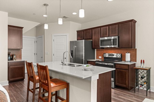 1717 Roseburg DR, Austin, TX 78754
