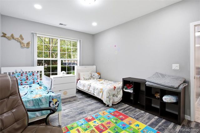 13169 Canopy Drive, Sterling Heights, MI 48313