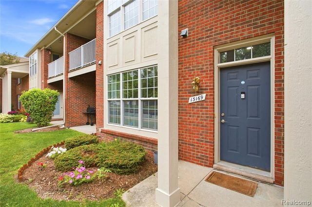 13169 Canopy Drive, Sterling Heights, MI 48313