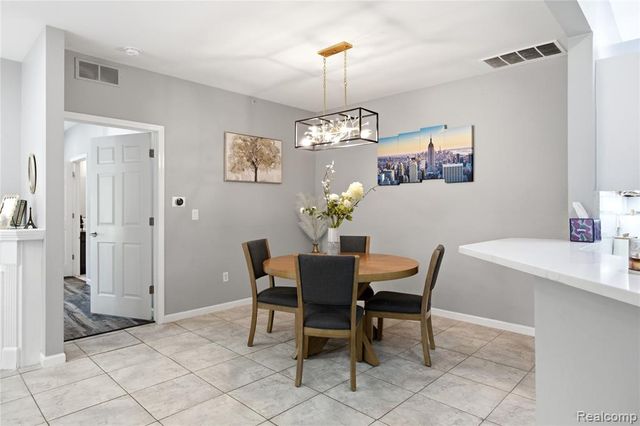 13169 Canopy Drive, Sterling Heights, MI 48313