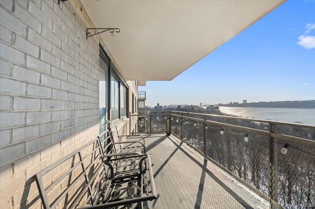 3671 Hudson Manor Terrace 14LM, Bronx, NY 10463