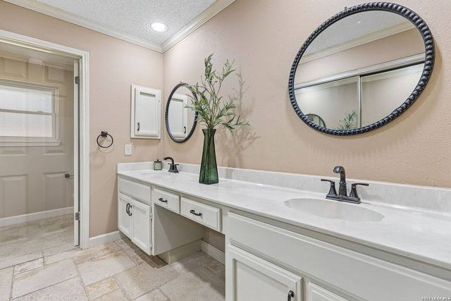 19830 Encino Brook St, San Antonio, TX 78259