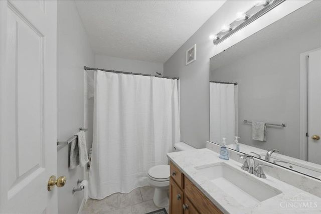 10088 Bent Creek Drive, Symmes Twp, OH 45140