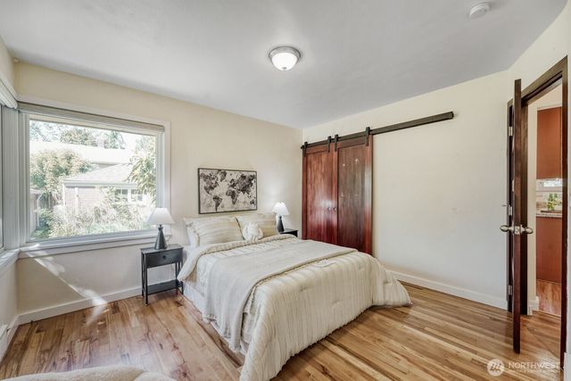 3004 SW Barton Street, Seattle, WA 98126