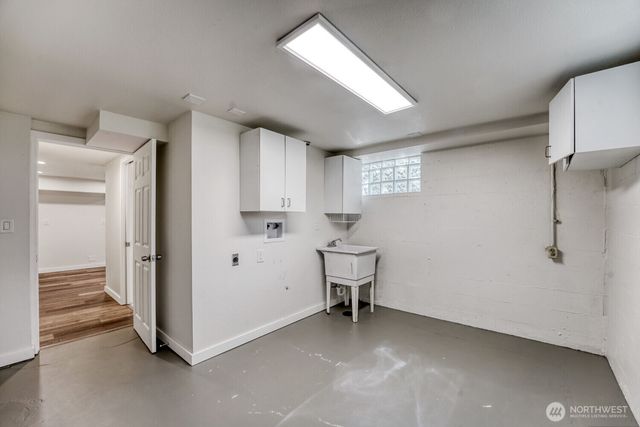 3004 SW Barton Street, Seattle, WA 98126