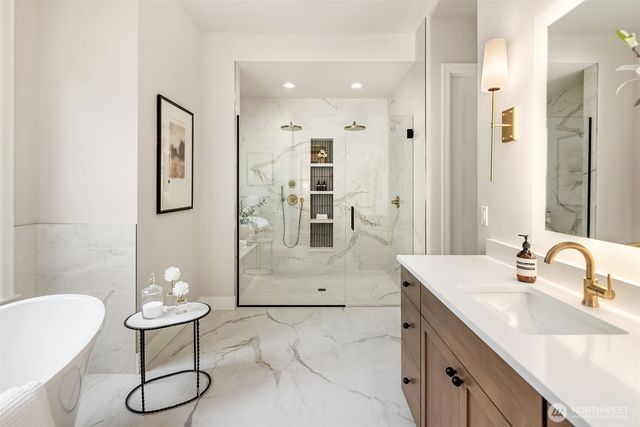 4652 143rd Place NE, Bellevue, WA 98005