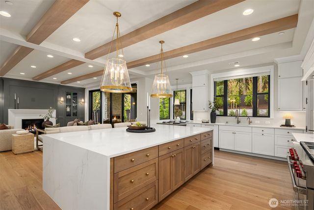 4652 143rd Place NE, Bellevue, WA 98005