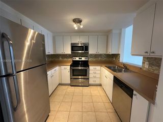 1250 S Miami Avenue 1609, Miami, FL 33130