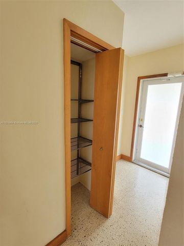 7400 Harding Ave 15, Miami Beach, FL 33141