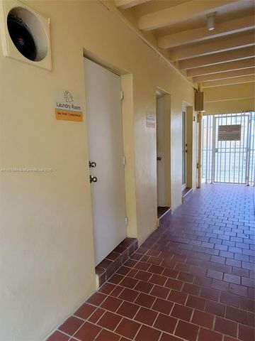 7400 Harding Ave 15, Miami Beach, FL 33141