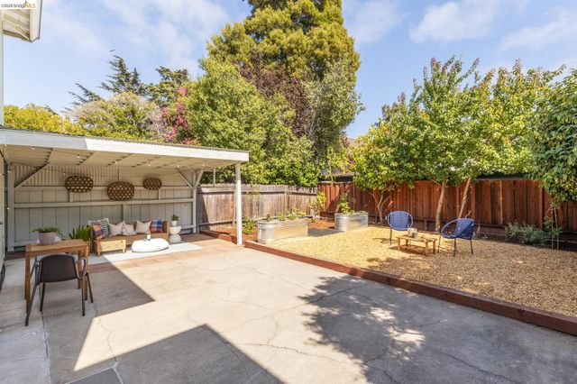 7232 Lincoln Ave, El Cerrito, CA 94530