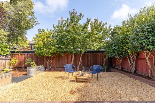 7232 Lincoln Ave, El Cerrito, CA 94530