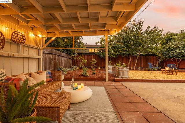 7232 Lincoln Ave, El Cerrito, CA 94530