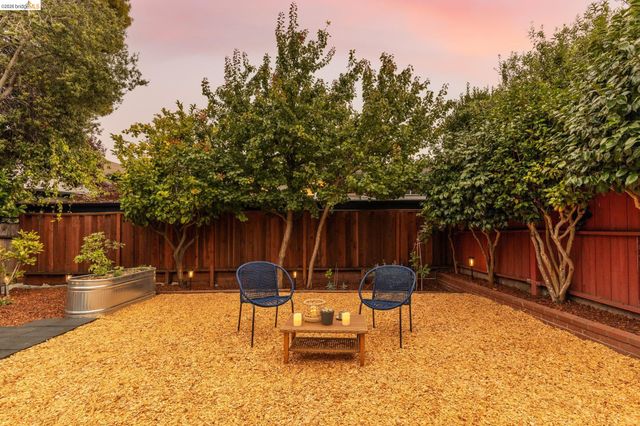 7232 Lincoln Ave, El Cerrito, CA 94530