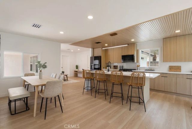2871 W Tyler Avenue, Anaheim, CA 92801