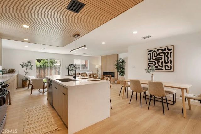 2871 W Tyler Avenue, Anaheim, CA 92801
