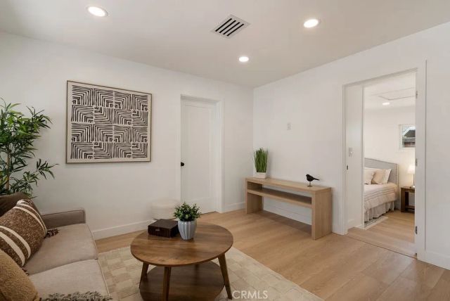 2871 W Tyler Avenue, Anaheim, CA 92801
