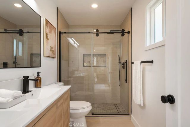 2871 W Tyler Avenue, Anaheim, CA 92801