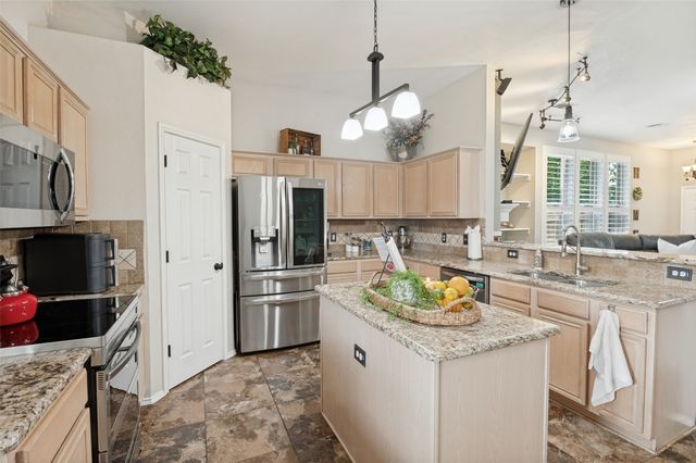 503 Fireside Place, Royse City, TX 75189